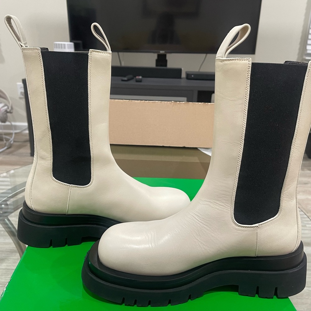Bottega Veneta BV Lug boots